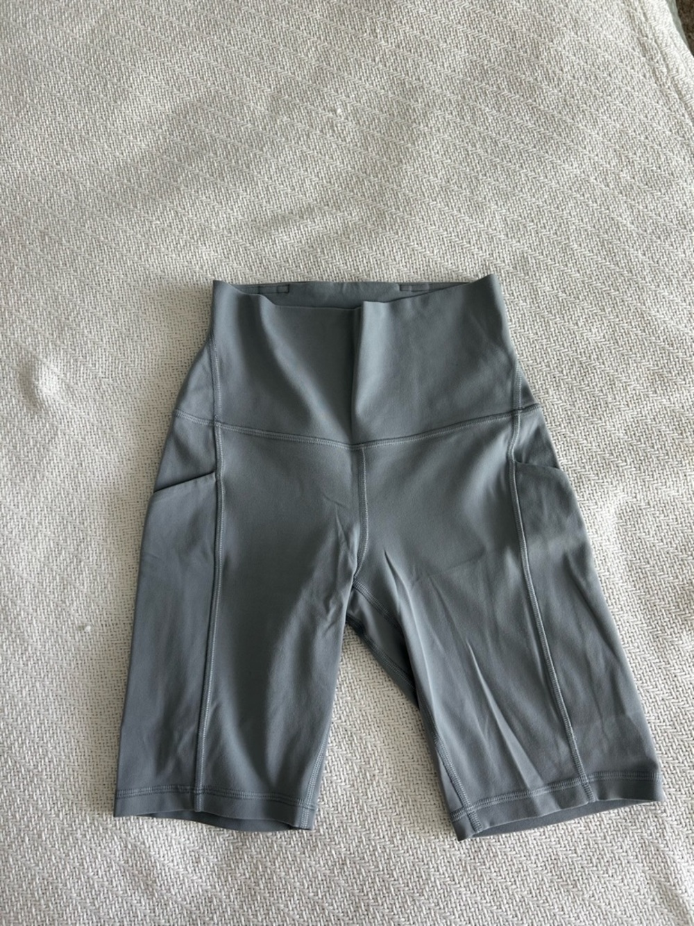 Lululemon Light Gray Align Shorts with Pocket